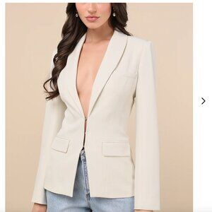Lulus Polished Icon Cream Fitted Blazer –BNWT, size SMALL